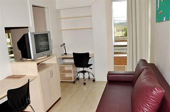 Verona Hplus Long Hotel